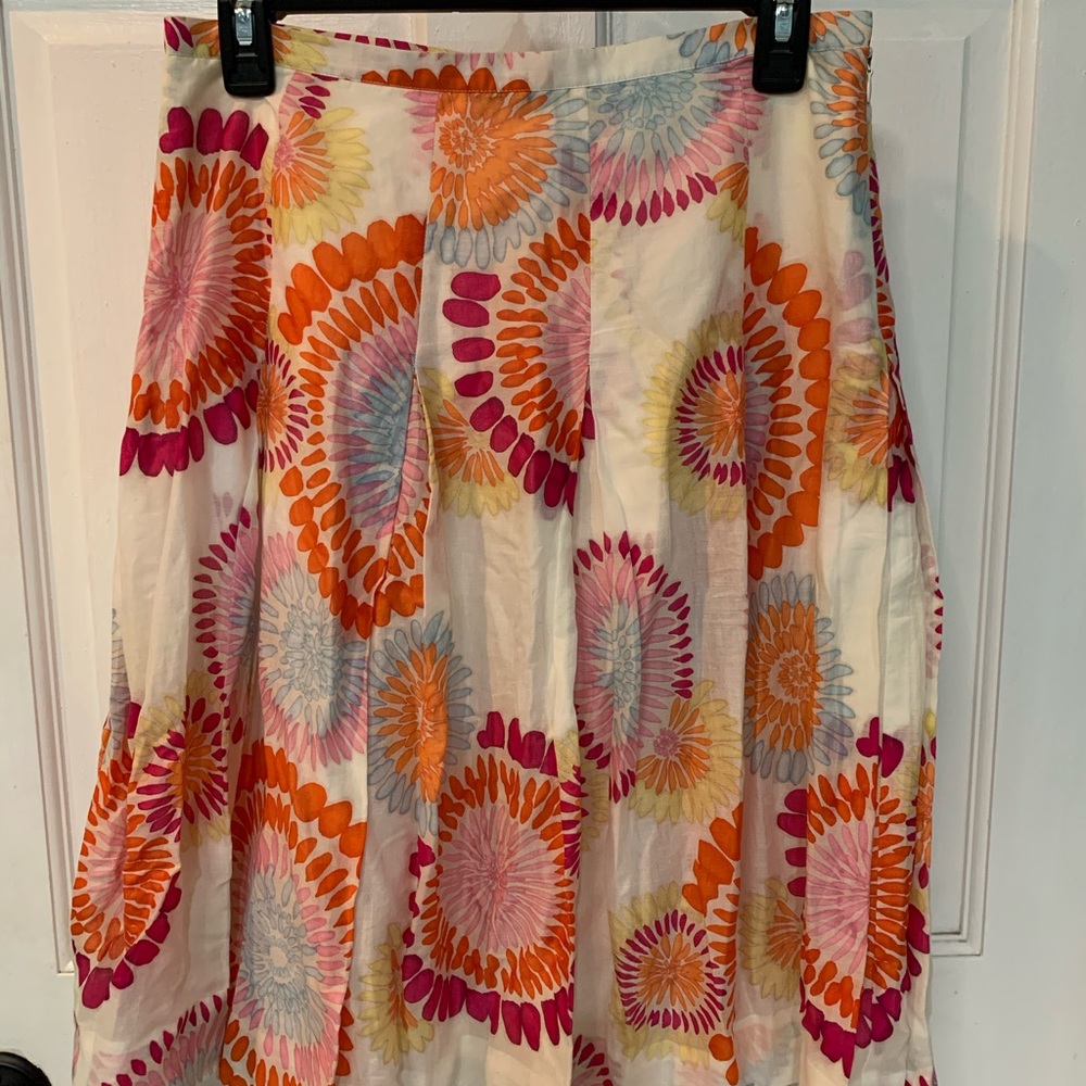 BCBG Maxazria Floral mid length skirt
